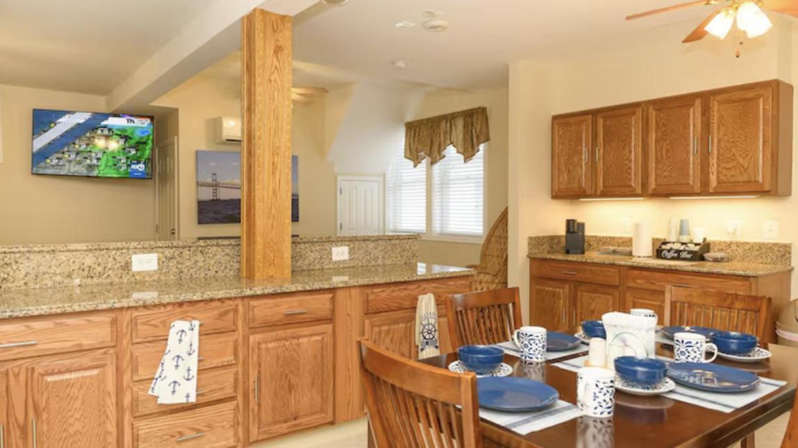 Bay Ridge Unit By Downtown And Quiet Waters Park *